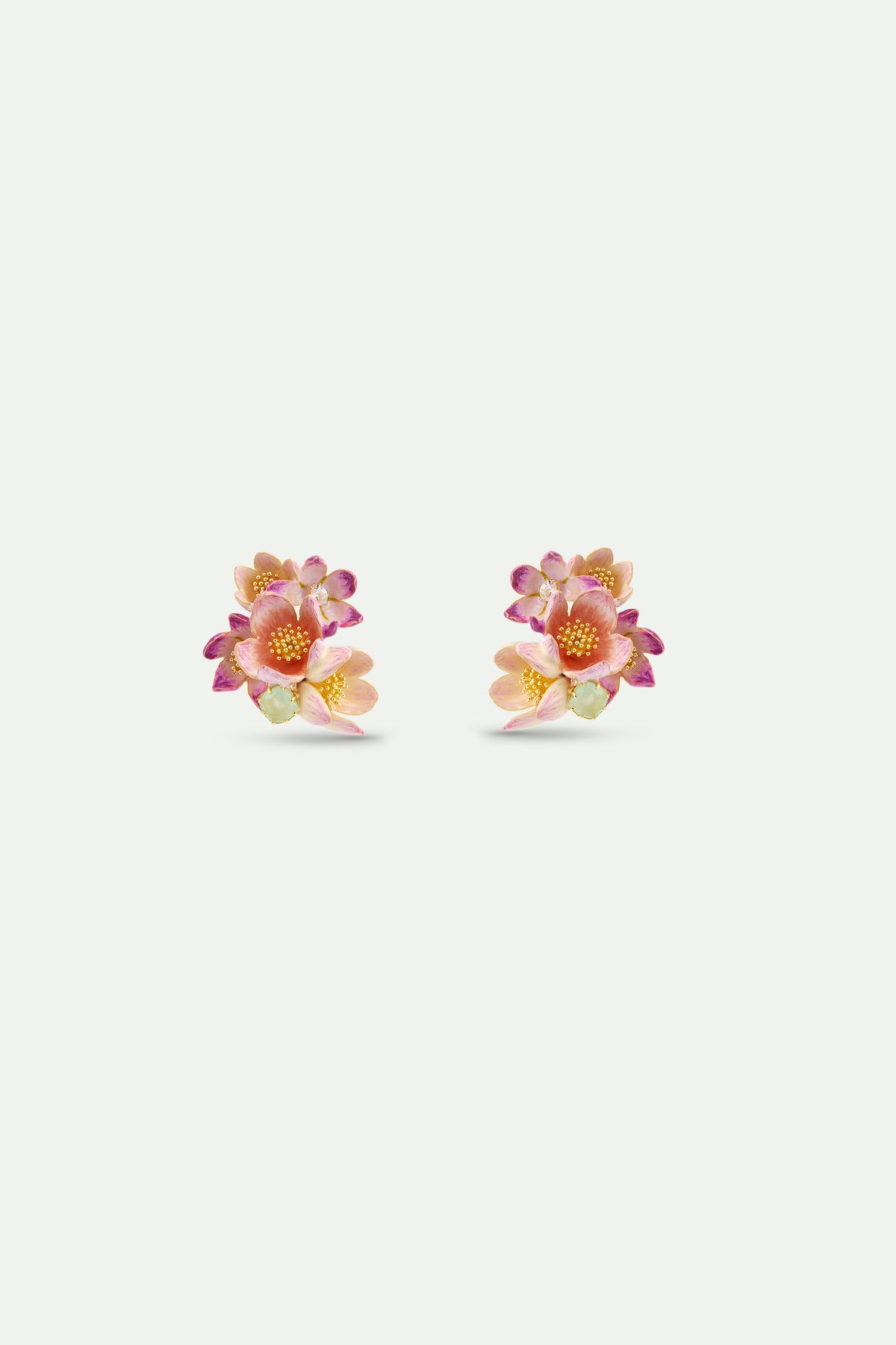 Boucles d'oreilles bouquet d'hellébores roses et pierres vertes