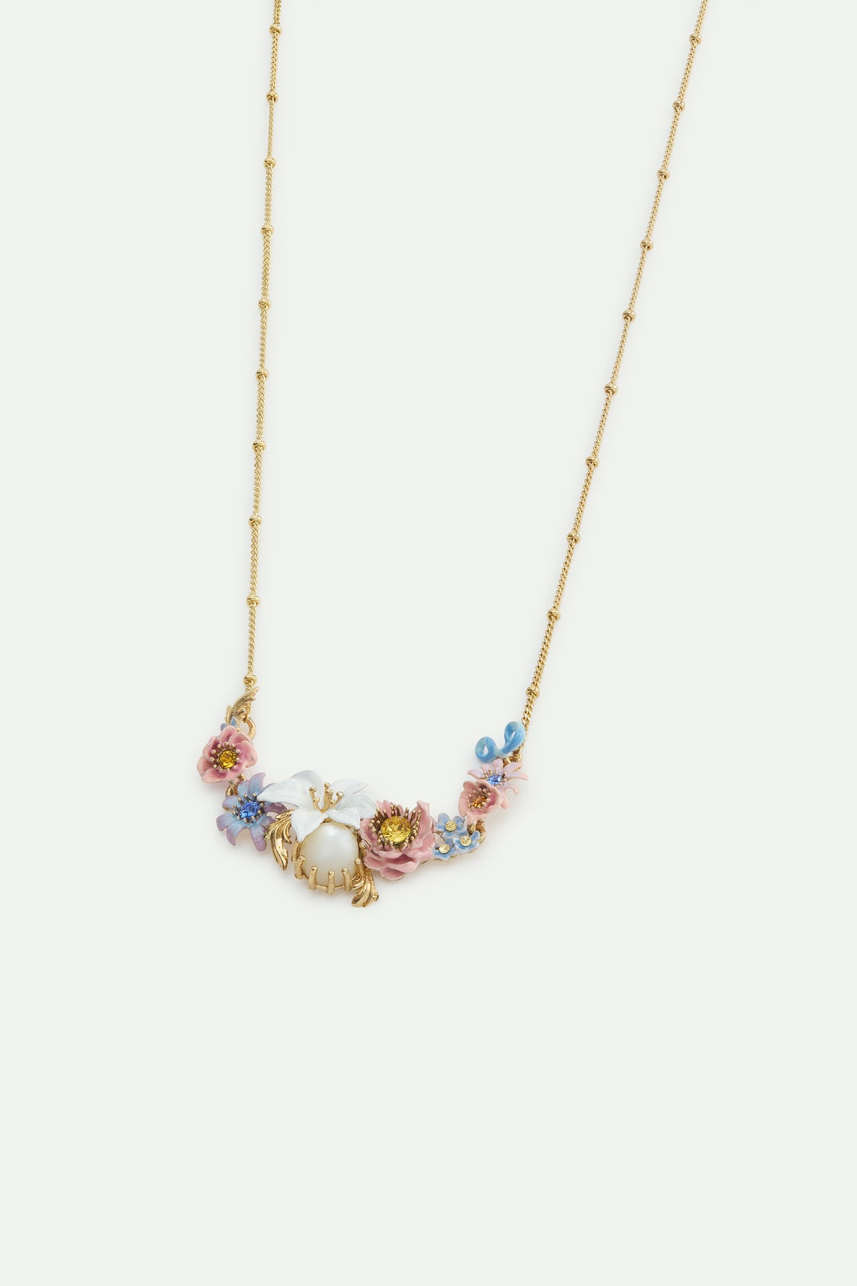 Collier plastron fleurs roses et bleues, fleur de lys et pierre ronde nacrée