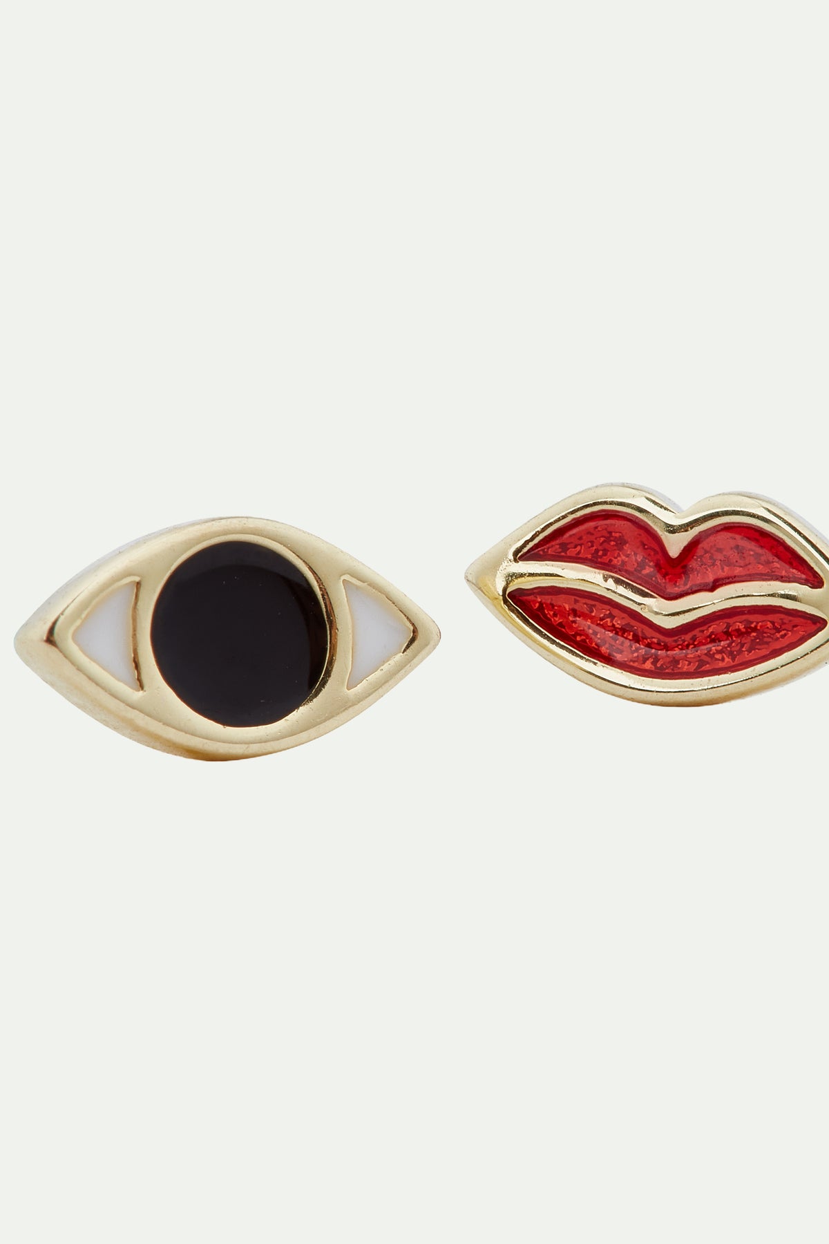 Boucles d'oreilles tiges asymétriques protection divine