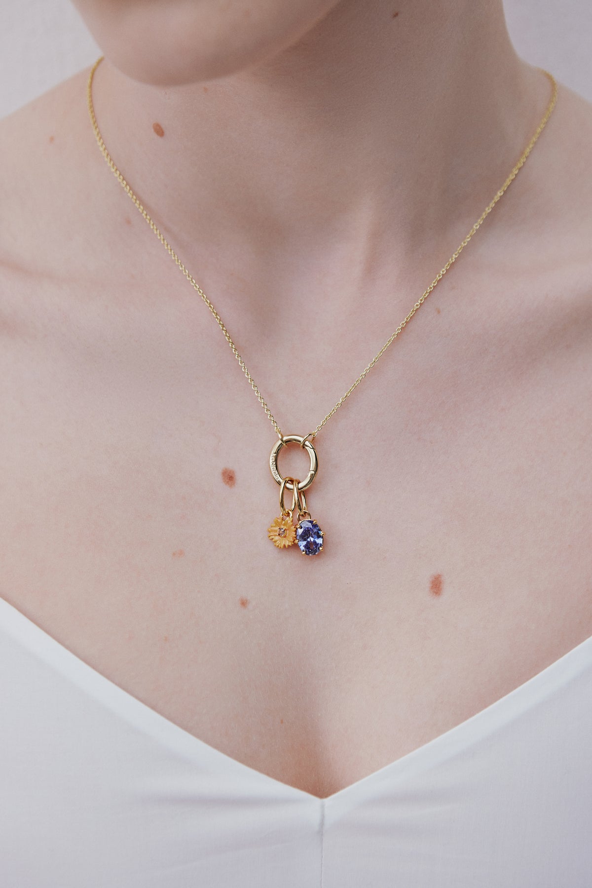 Pendentif pierre Bleu Riviera, Volupté et Puissance - Août