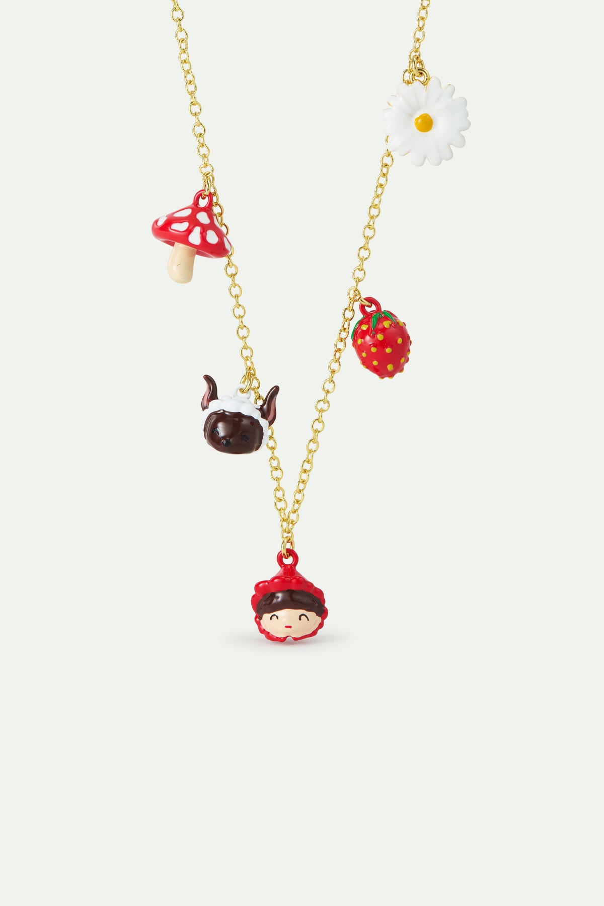 Collier pendentif Le Petit Chaperon rouge, le Loup, champignon, fraise et marguerite