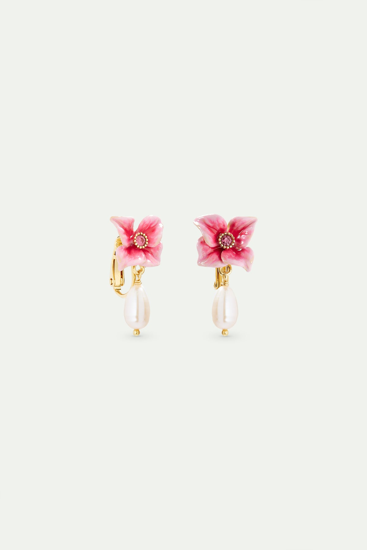Boucles d'oreilles fleur d'hortensia rose et perle de culture