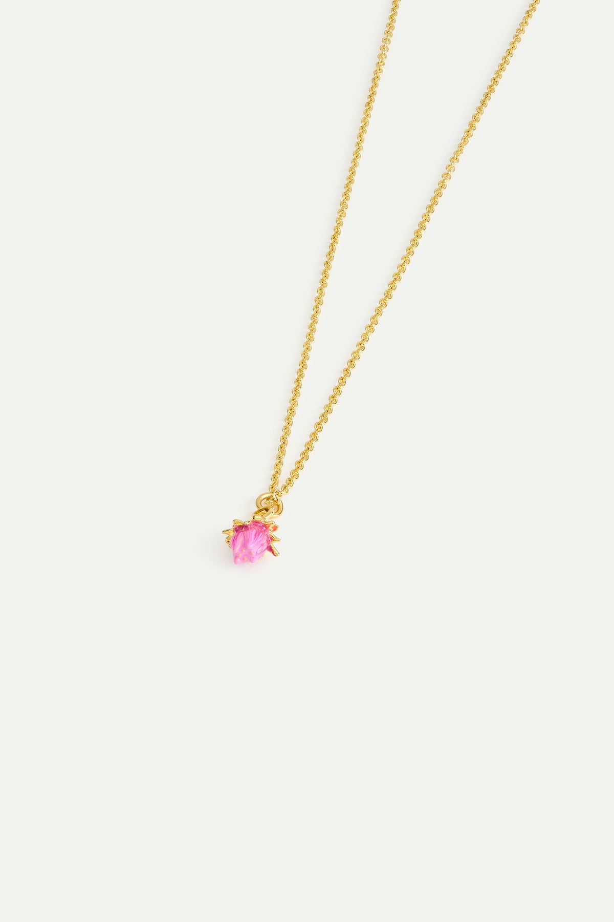 Collier pendentif bouton de rose et cristal blanc