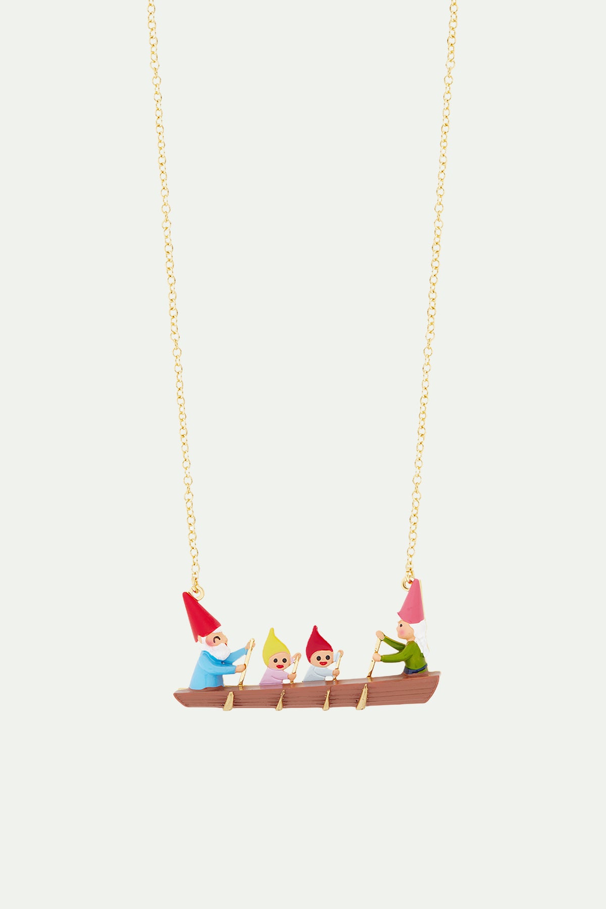 Collier plastron famille champimignon en pirogue