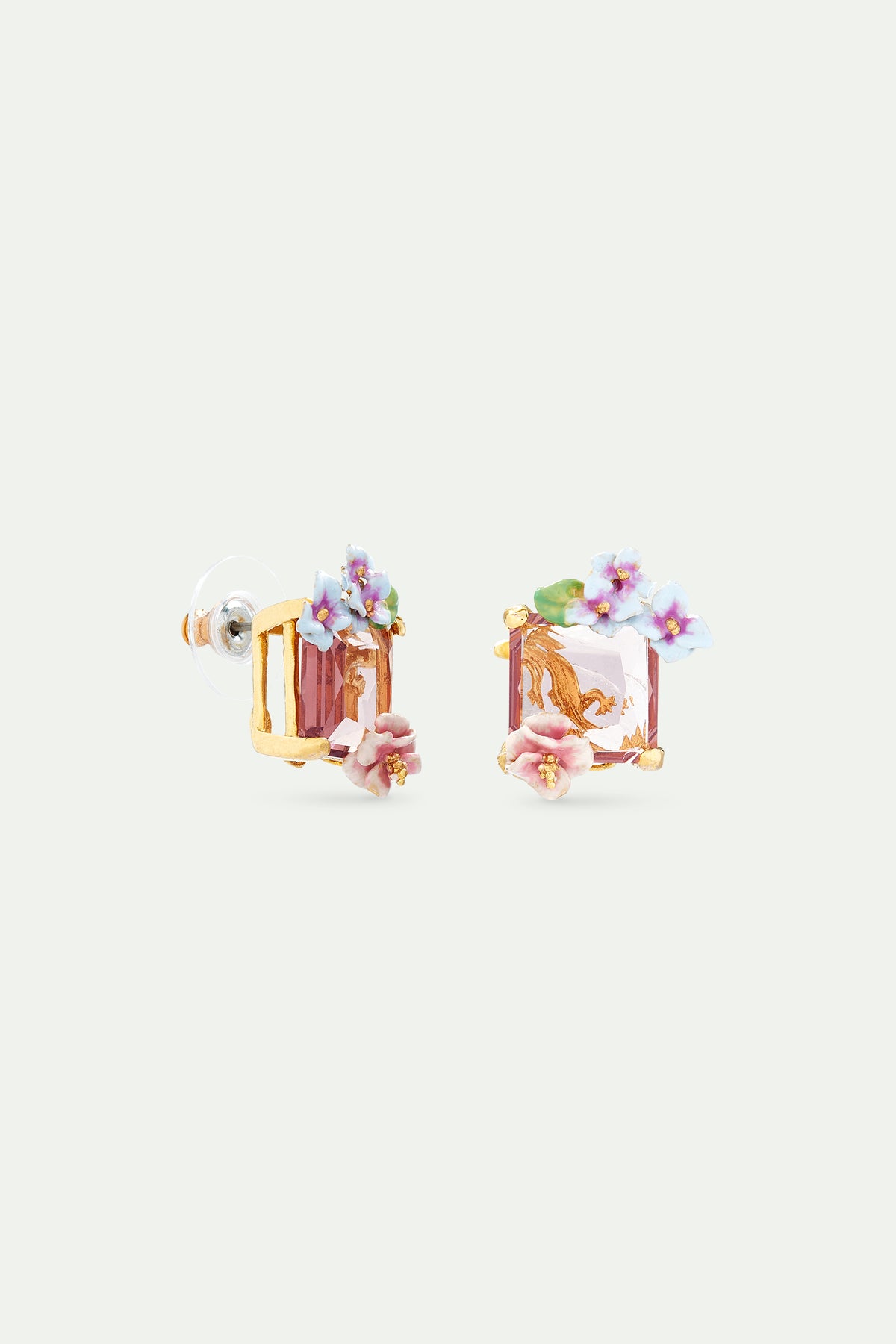 Boucles d'oreilles tiges lézard, pierre taillée rosée et fleurs d'hortensia