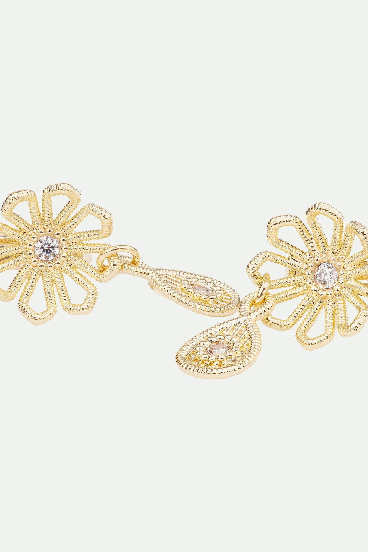 Boucles d'oreilles fleur fil d'or
