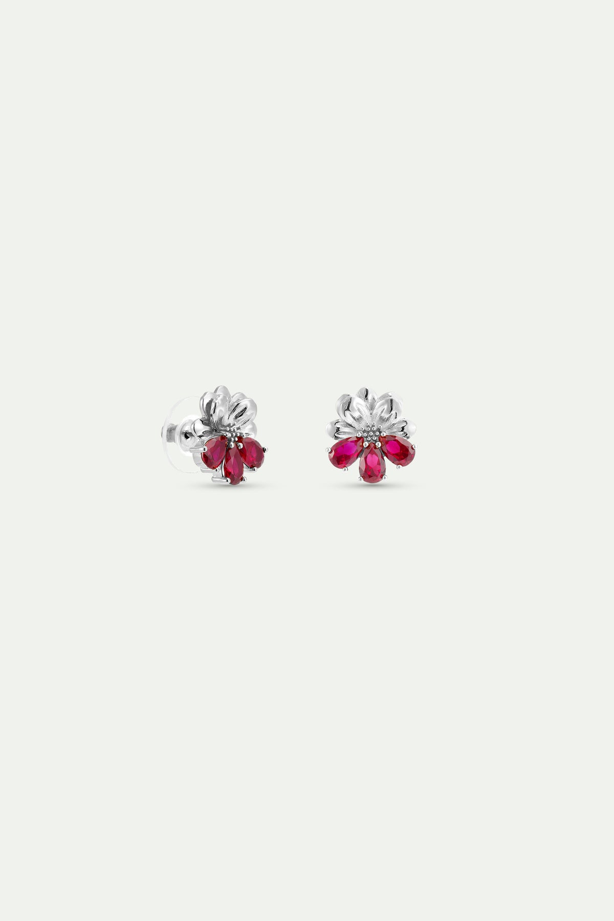 Boucles d'oreilles argentées cosmos et pierres rouges
