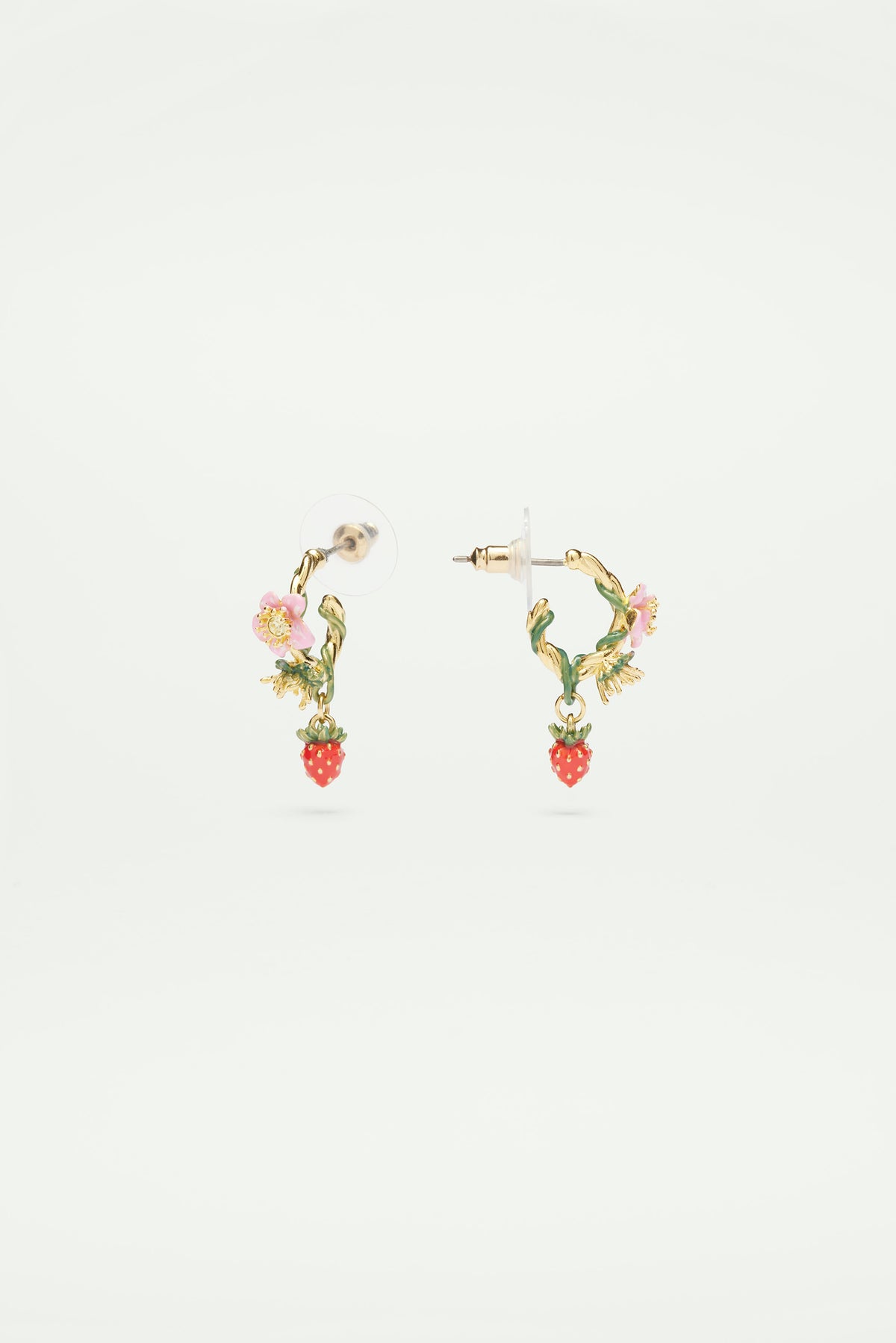 Boucles d’oreilles tiges créoles fraise des bois