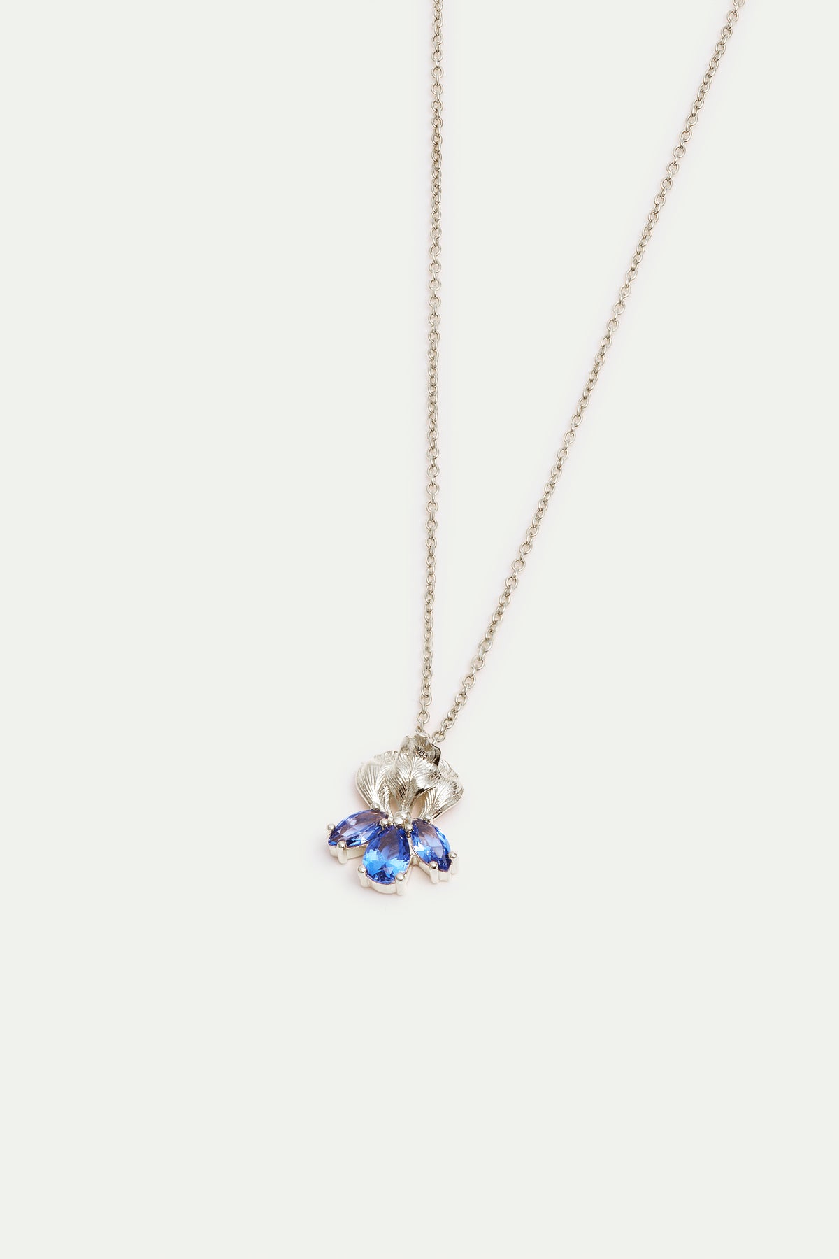 Collier pendentif argenté iris et pierres bleues