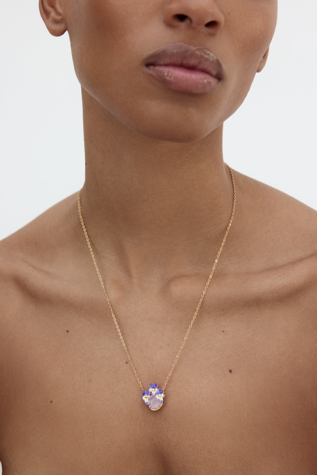 Collier pierre ronde facettée rose et violettes