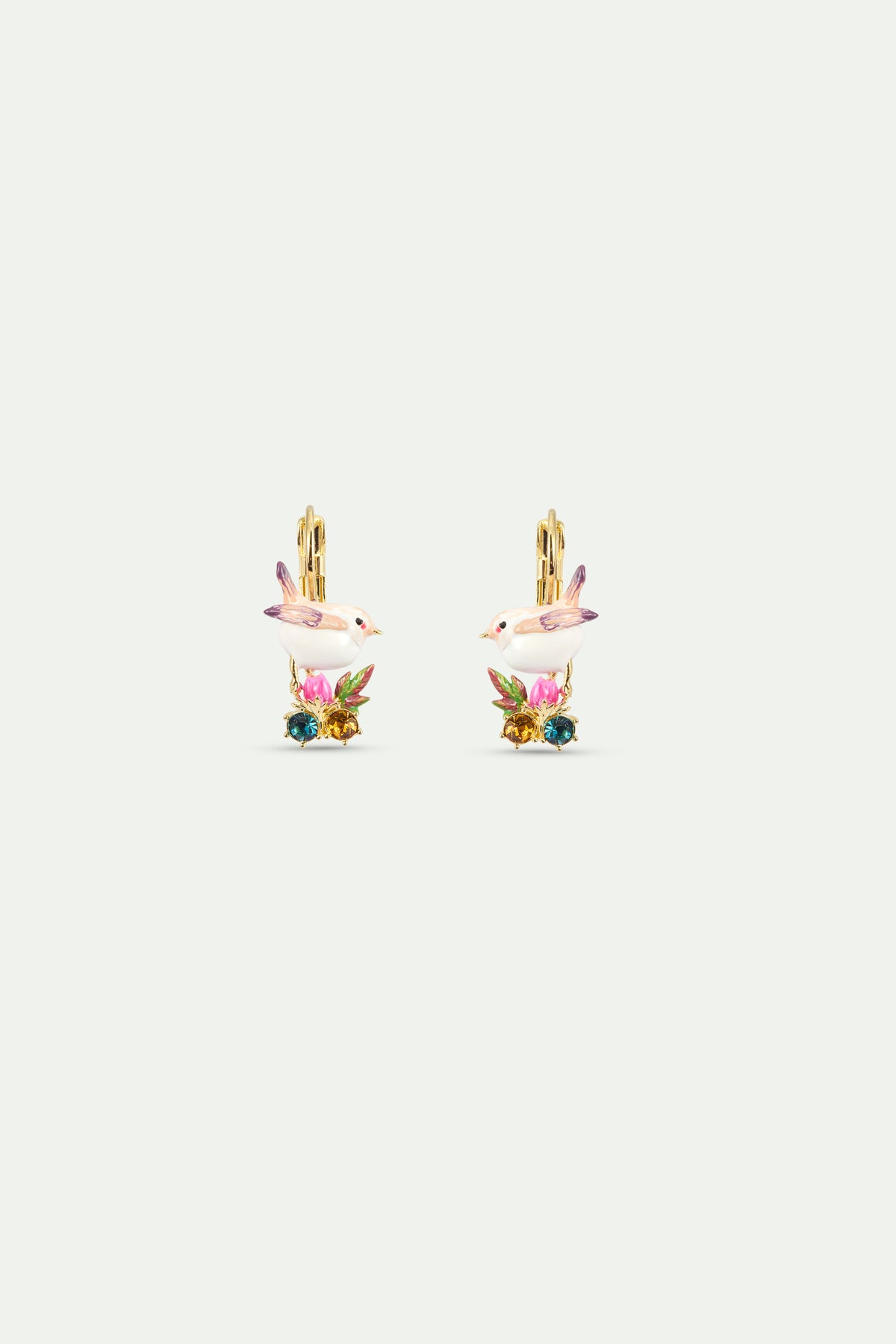 Boucles d’oreilles dormeuses plectrophane des neiges, bouton de rose et cristaux