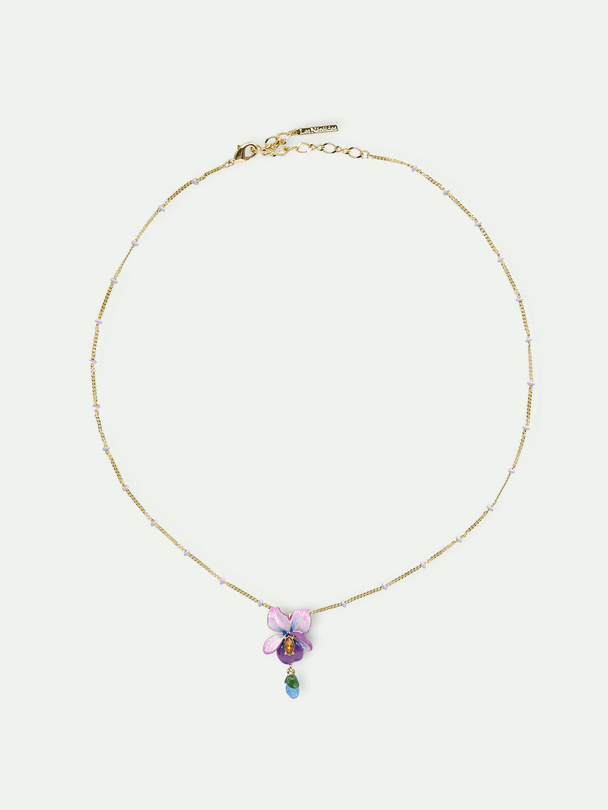 Collier pendentif chaine perlée fleur de violette et pierre bleue pendante