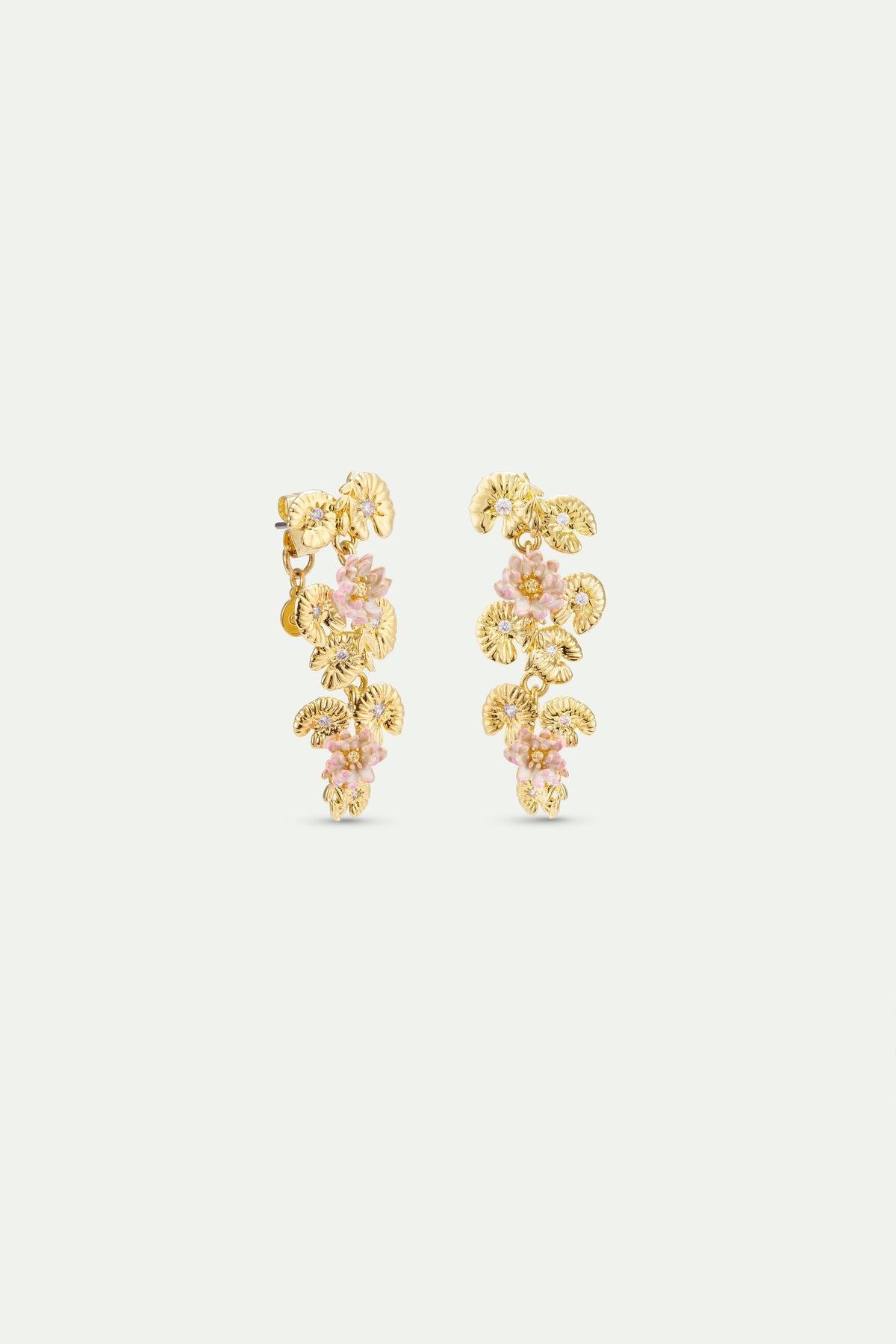 Boucles d'oreilles pendantes lotus dorés et nymphéas roses